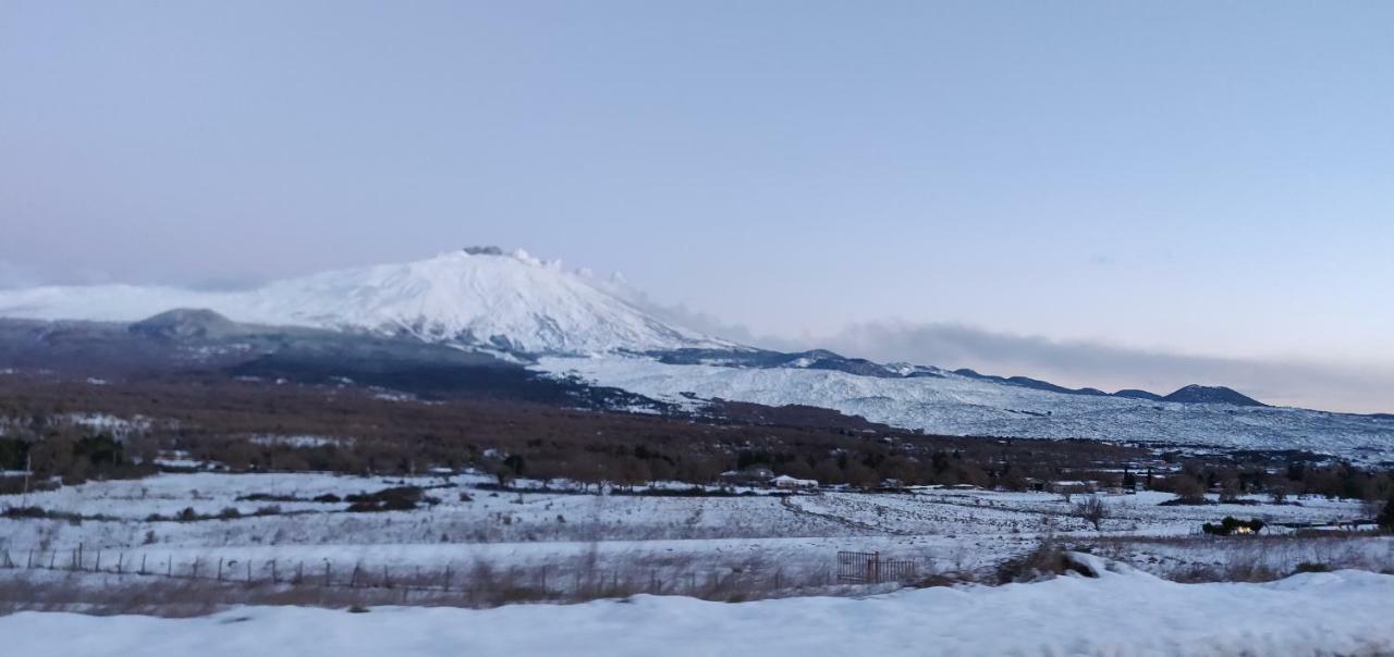 Mount Etna Chalet Maletto Eksteriør billede